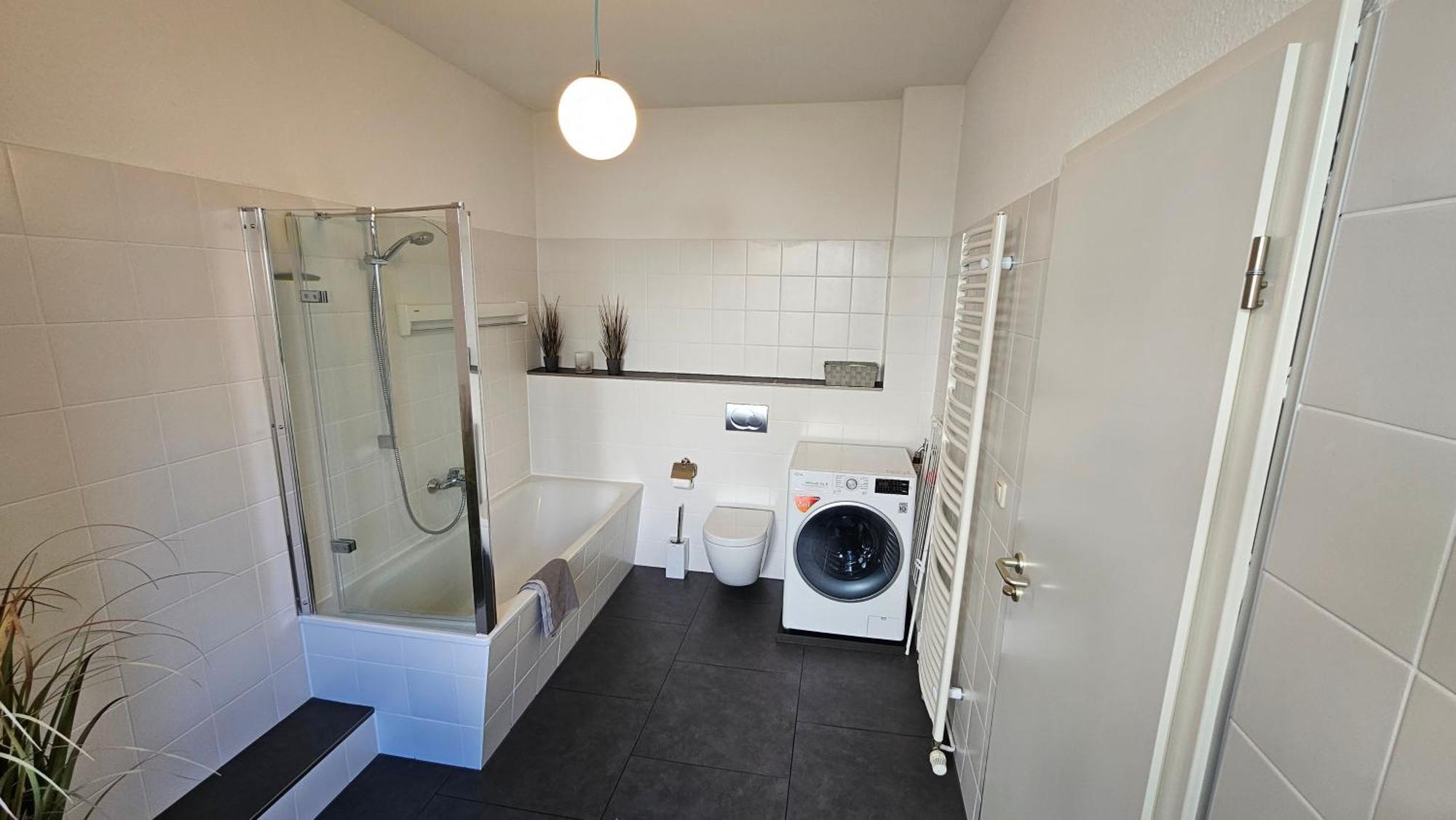 Stilvolle Ferienwohnung Am Stadthafen Schwerin Schwerin  Eksteriør bilde
